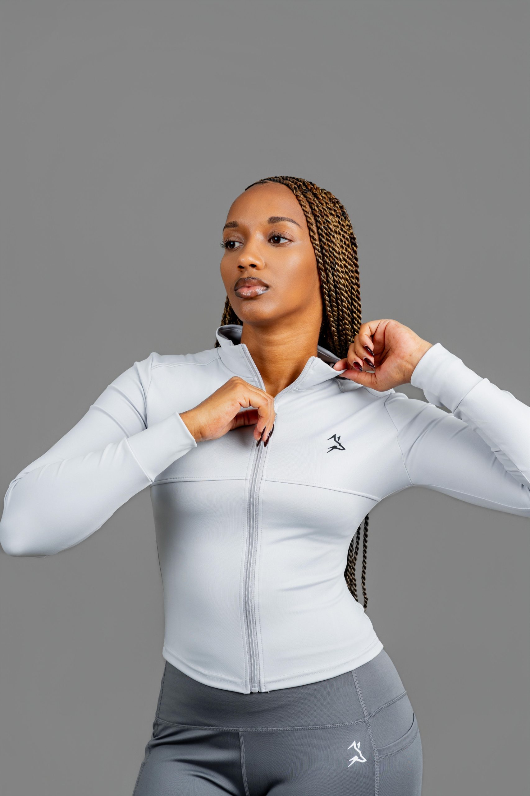THE ELEMENT ZIP TOP